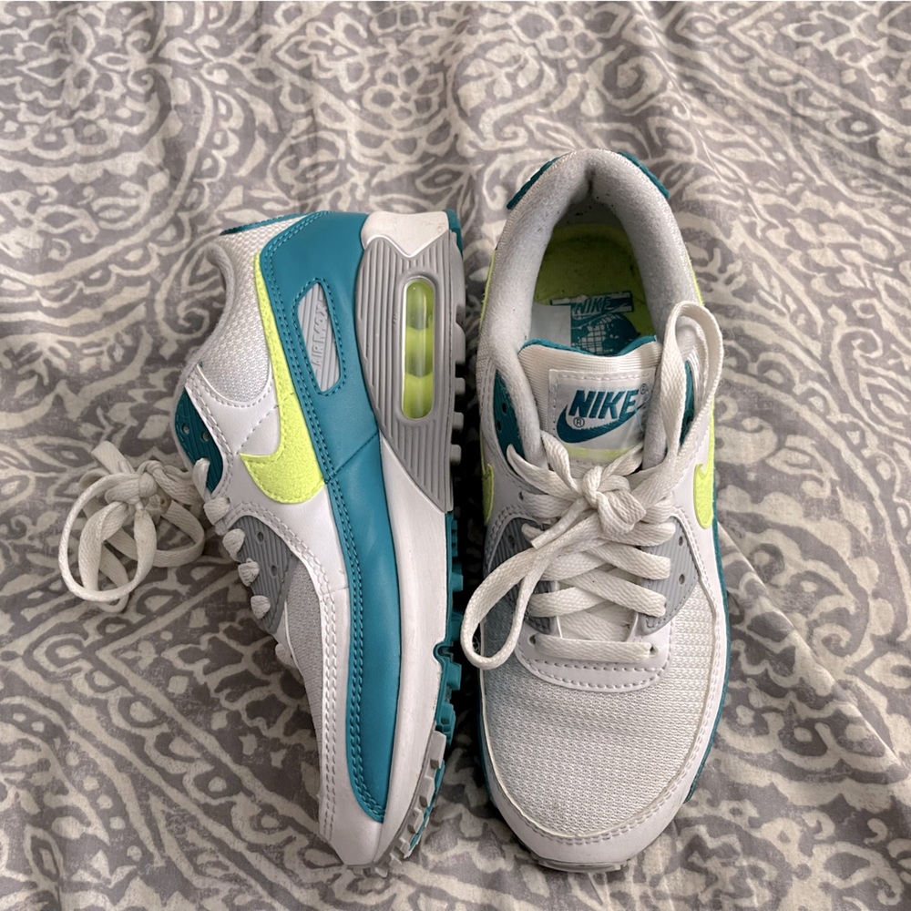 Nike Air Max 90